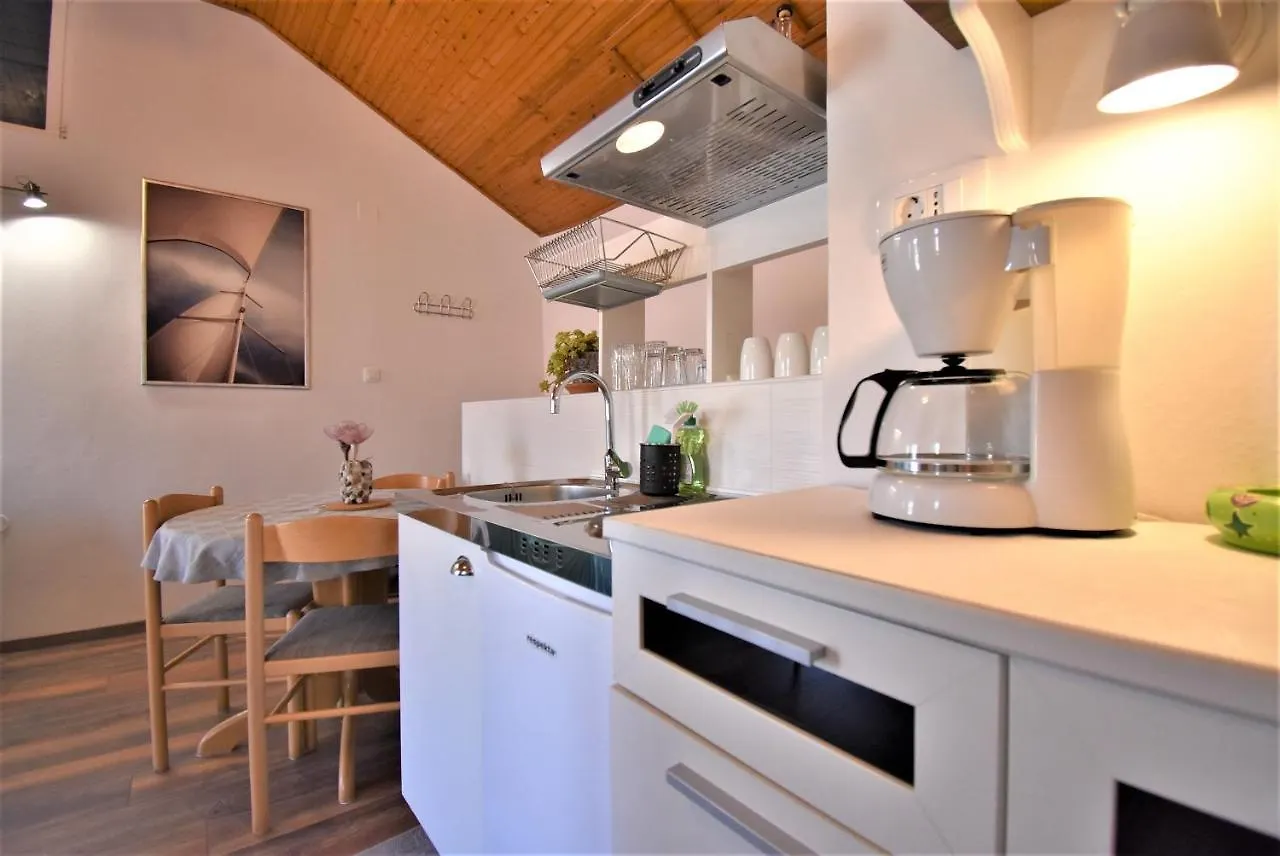 Studio Apartments Skoric Opatija Volosko